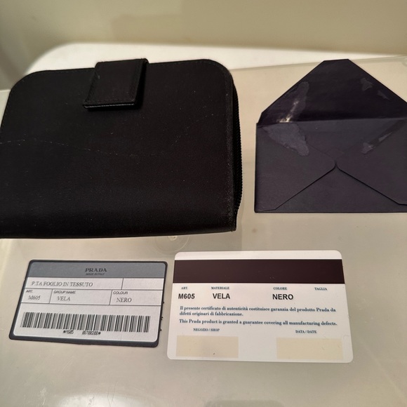 PRADA vintage black NWOT prada wallet. - Picture 3 of 6